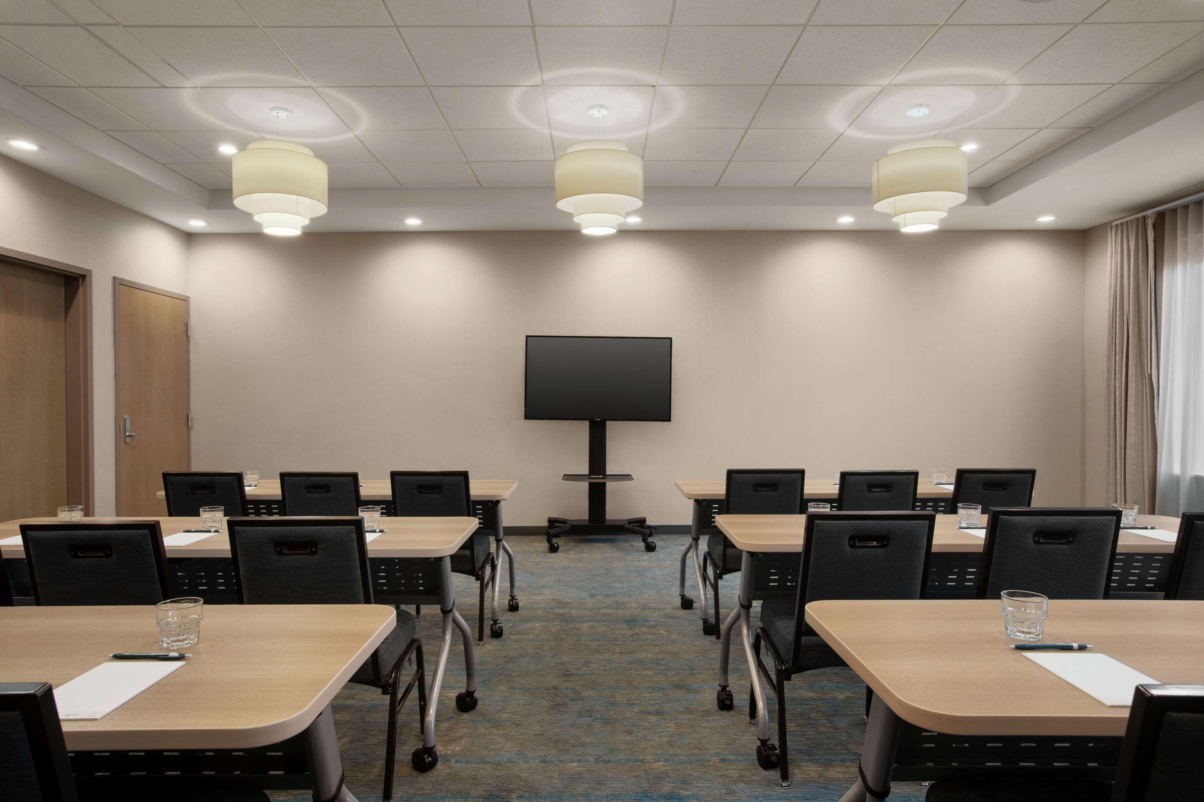Hotel Homewood By Hilton Houston Nw At Beltway 8 Jersey Village